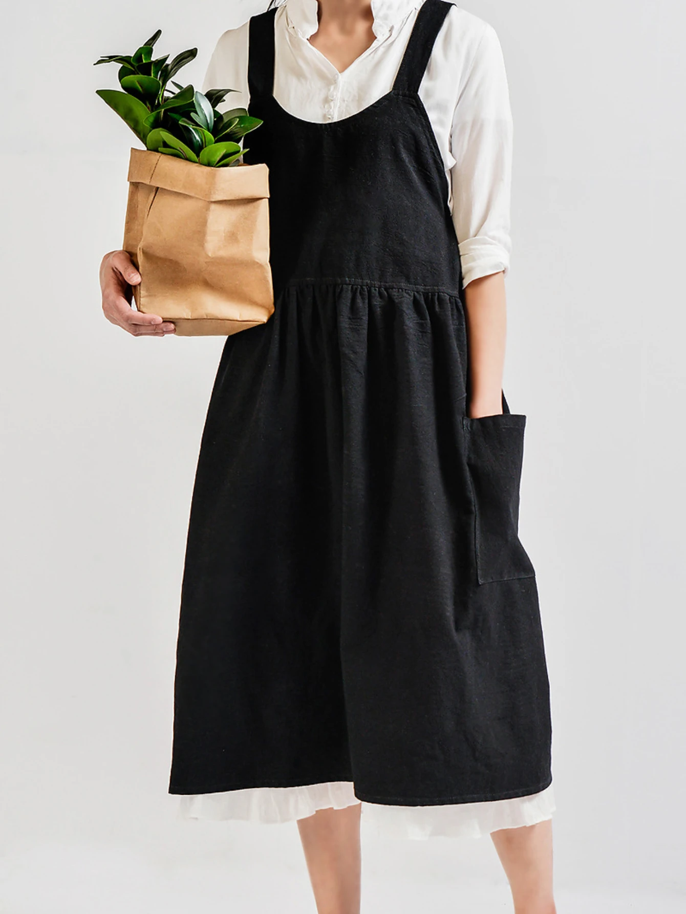 

Green Cozy Kitchen Apron Korean Style Cotton Apron Soft with Adjustable Aprons for Women with Pockets Cooking Kitchen Baking