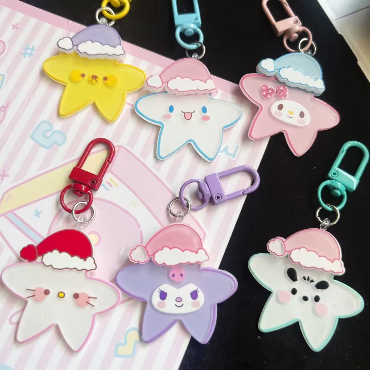 Cute Santa Hat Sanrios Keychain Kawaii Cartoon Hello Kitty My Melody Pendant Girls Kuromi Christmas Bag Charm Accessories Gifts