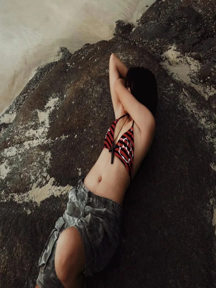 

Женский комплект бикини треугольной формы в полоску, сексуальный готический микро-бикини в стиле Y2K, купальник для летнего пляжного отдыха и вечеринок, купальный костюм для женщин