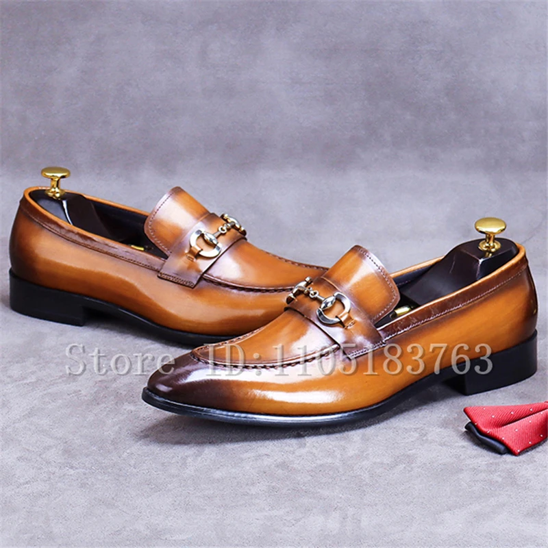 

Роскошные мужские деловые модельные туфли из натуральной кожи, лоферы без шнуровки с острым носком и металлическим декором, деловая обувь в британском стиле