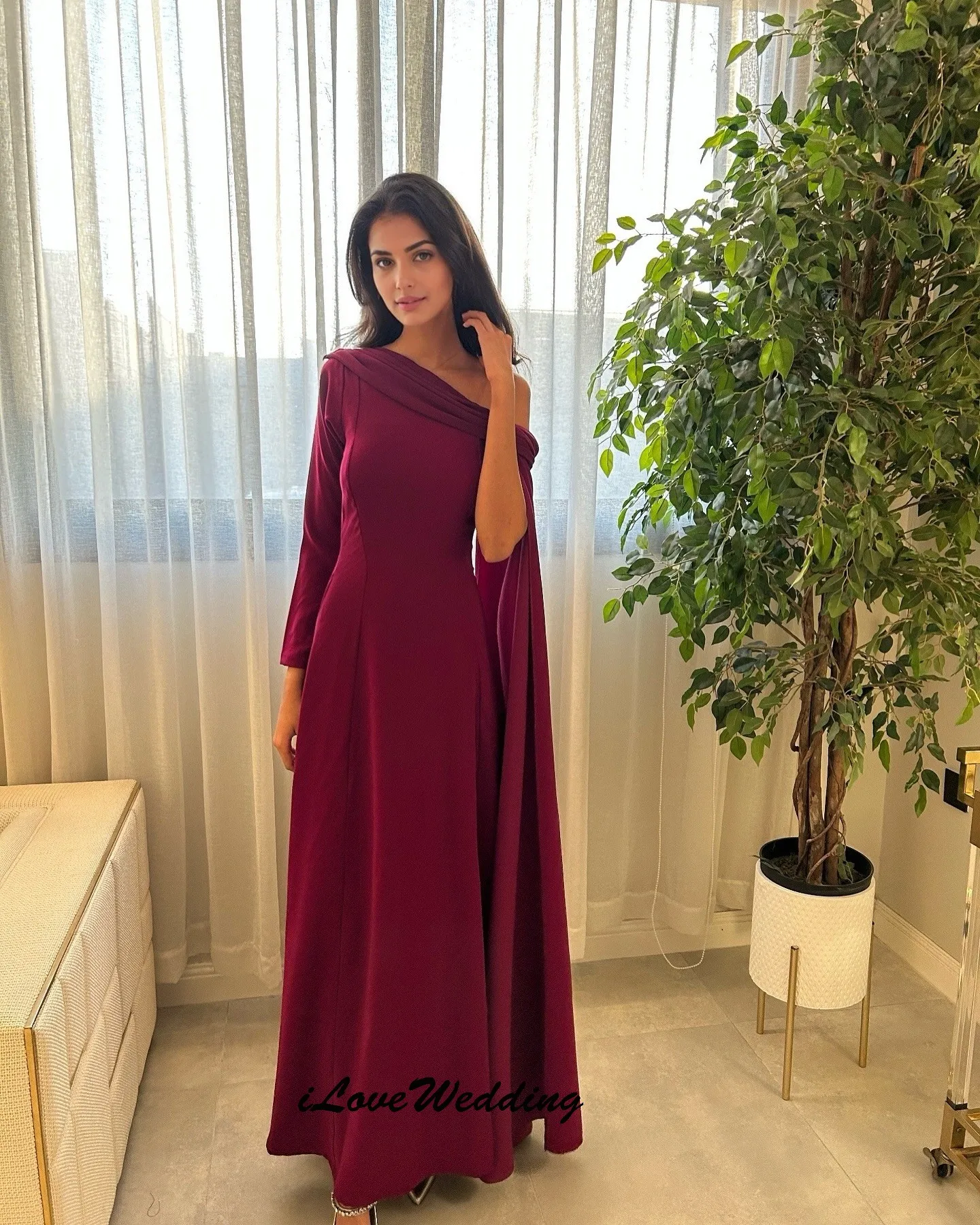 فساتين سهرة طويلة فوشيا بكتف واحد 2025 من الساتان على شكل حرف a أنيقة للنساء فستان الحفلات مكشكش فساتين رسمية للنساء حسب الطلب