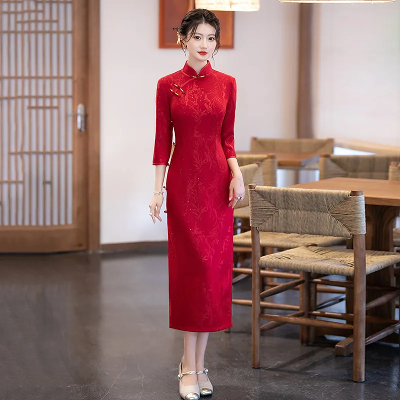 

Красное платье Cheongsam для тостов, новинка 2025, китайское обручальное платье, домашнее банкетное платье с длинными рукавами Qipao