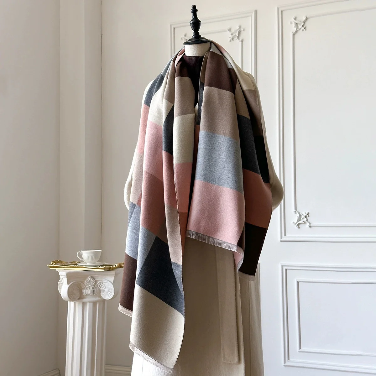 

Дизайн 2025 года, зимняя теплая кашемировая шаль, модный шарф, женский шейный платок, платки на голову из пашмины, женское пончо, бандана Echarpe