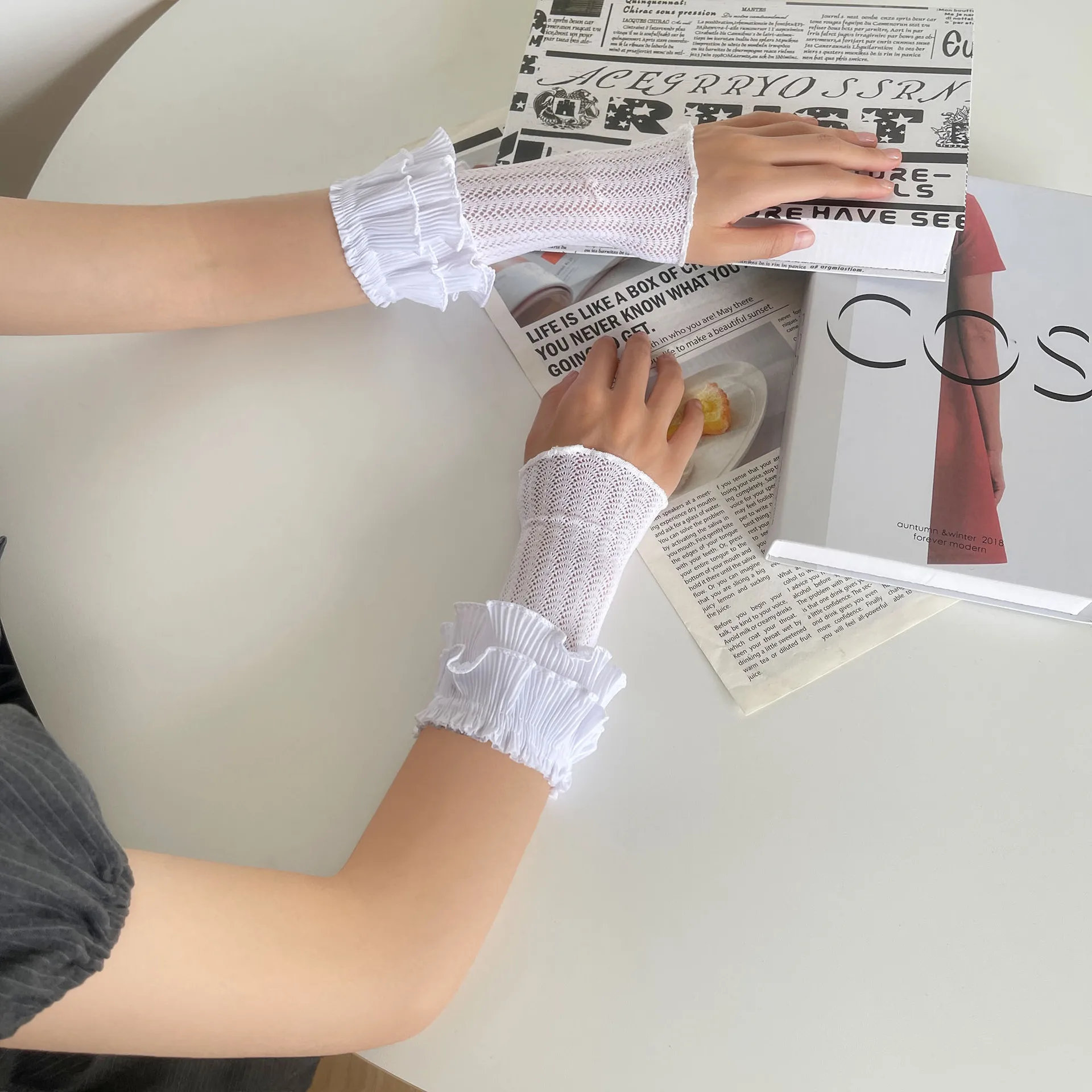 قفازات كونسيلر رفيعة للفتيات ذات طبقات مزدوجة من الدانتيل للحماية من الشمس من لوليتا بأكمام يدوية #1