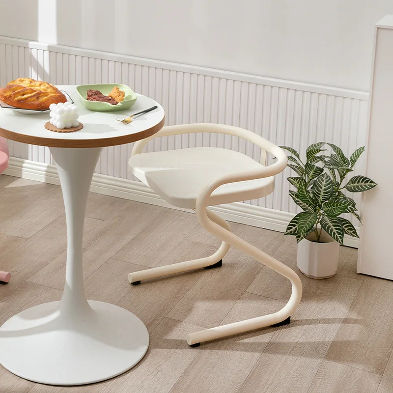 كرسي طعام من الحديد المطاوع للترفيه المنزلي المكرر لمطعم القرون الوسطى الاسكندنافية، مقعد مكياج بسيط وحديث ومبتكر #3