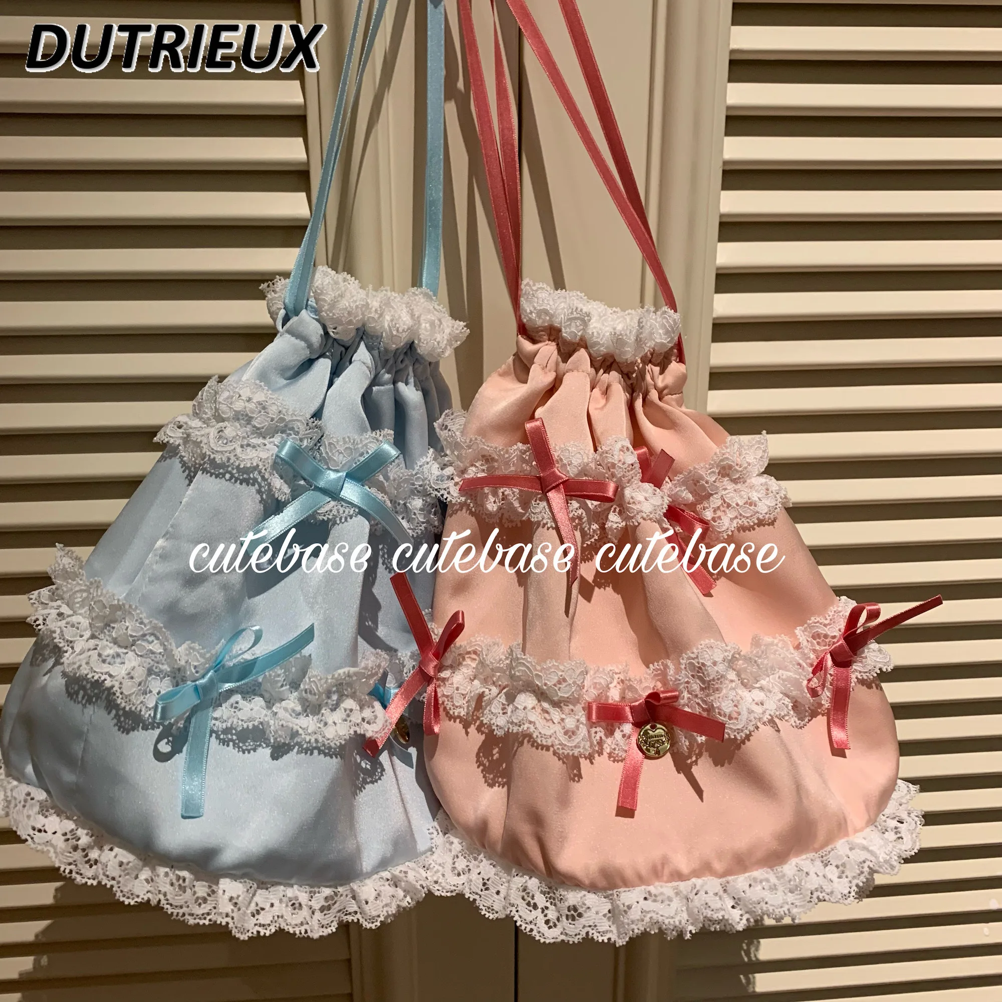 

Sweet Cute Cake Storage Cosmetic Bag Lace Ribbon Drawstring Bowknot Ladies Bags Fashion Simple Elegant Women's Makeup Pouch