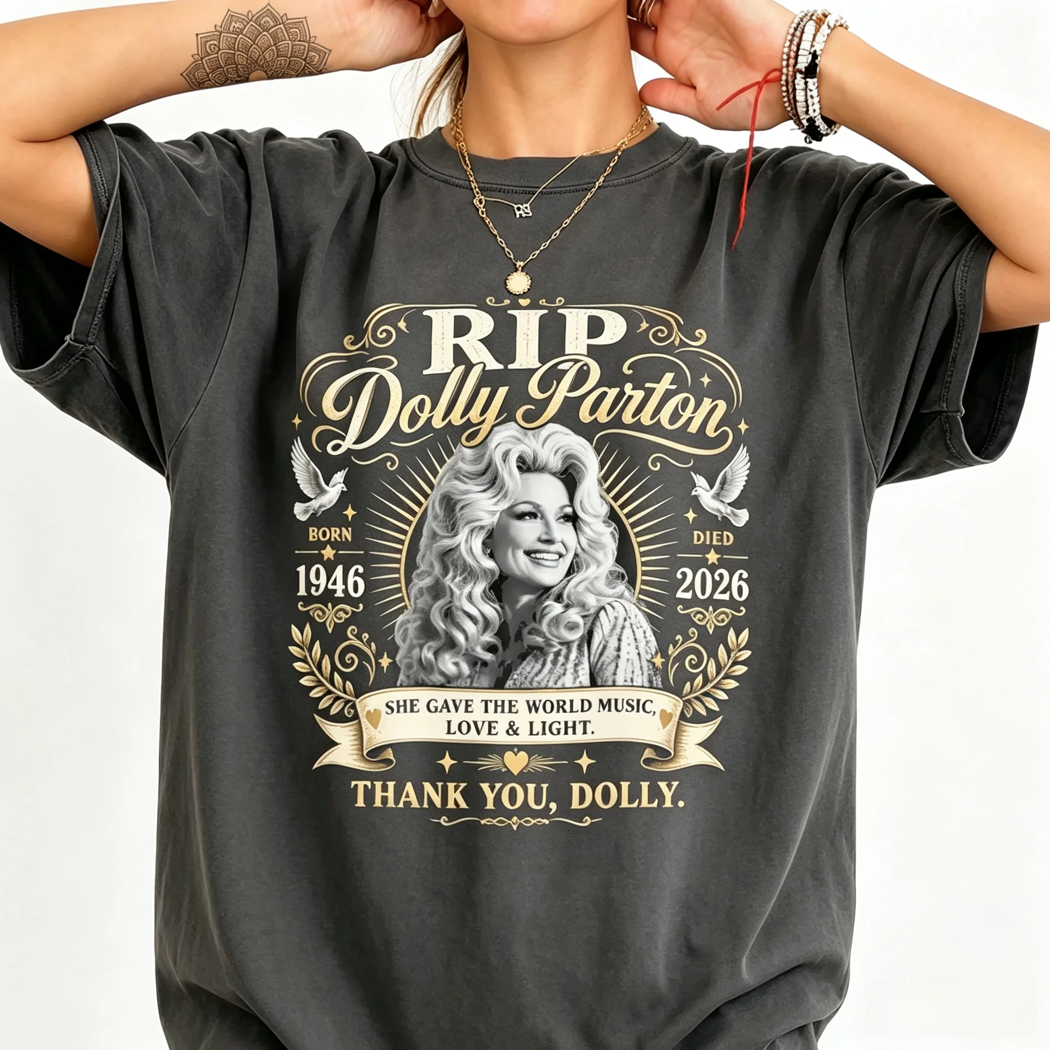 2026 New Trend Cotton Dolly Parton 1946-2026 Print T-Shirt for Men and Women - Loose Round-neck Short-sleeved Top