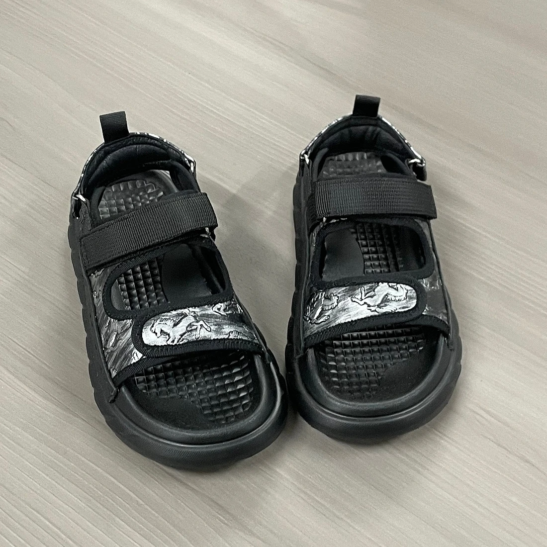 Jinyu Animal Shapes Sandals Child Breathable Genuine Stitched Sides Durable Fashionable Simple Personality Boy's Beach Shoes