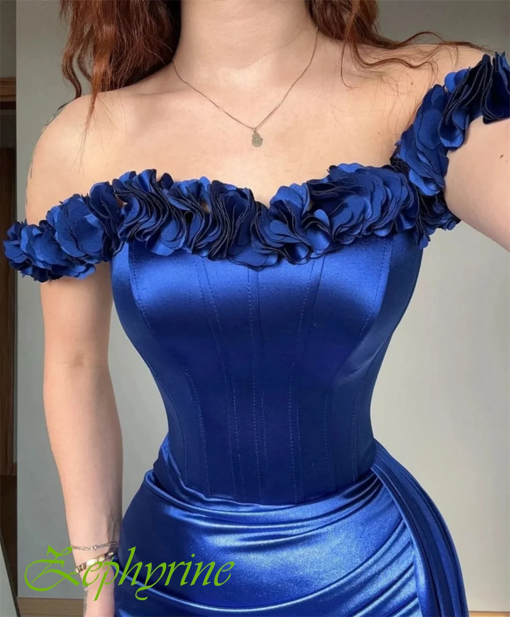 Maßgeschneidertes elegantes trägerloses Abendkleid aus Satin, exquisite Meerjungfrau-Abschlussballkleider, hochwertige Blumen, Kleider für besondere Anlässe