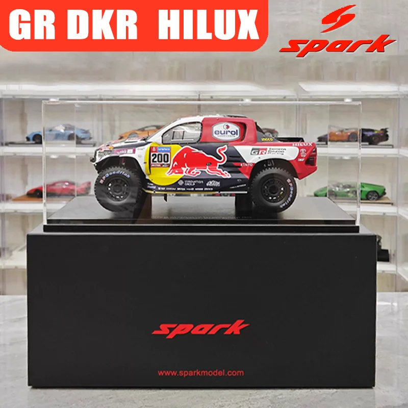 

SPARK 1/18 GR DKR HILUX Dakar Rally 2023 Resin Motor Vehicle Toy Die-casting Metal Model Collection Boy Christmas Gifts