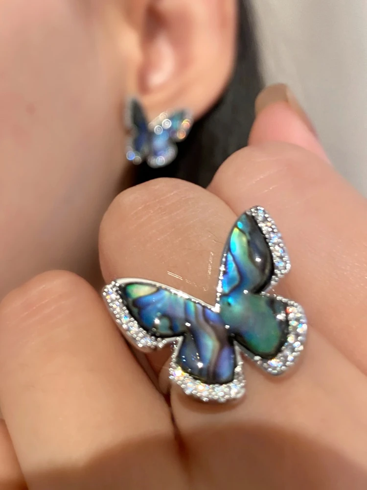 New Fashion Natural Abalone Shell Butterfly Stud Earrings for Women Silver Color Butterfly Zircon Earrings Jewelry Party Gifts