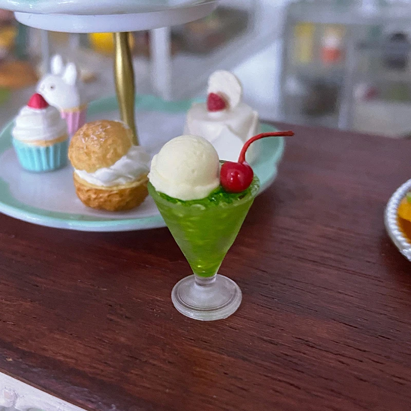 1/2pcs Drink Ice Cream Cups Cocktail Glass Model Pretend Play Mini Food Fit Play House Toy Doll Accessories Dollhouse Miniature