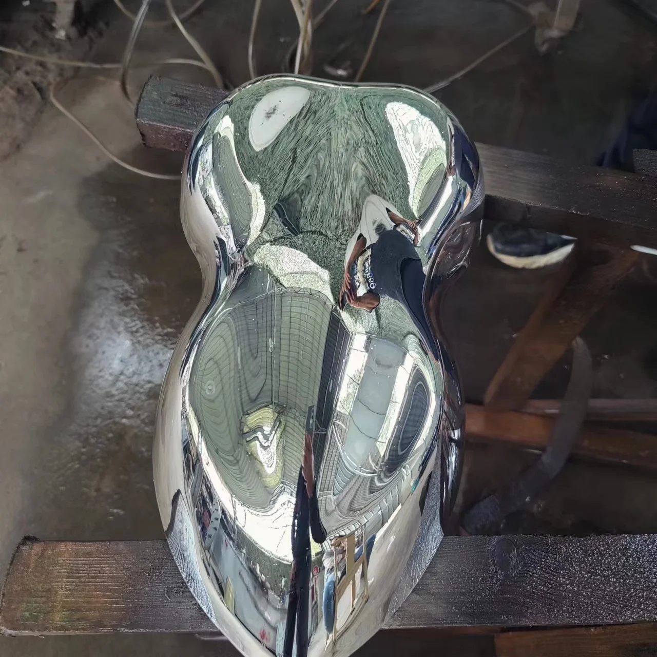 Handheld chrome sprayer 1L capacity desktop water chrome coating system