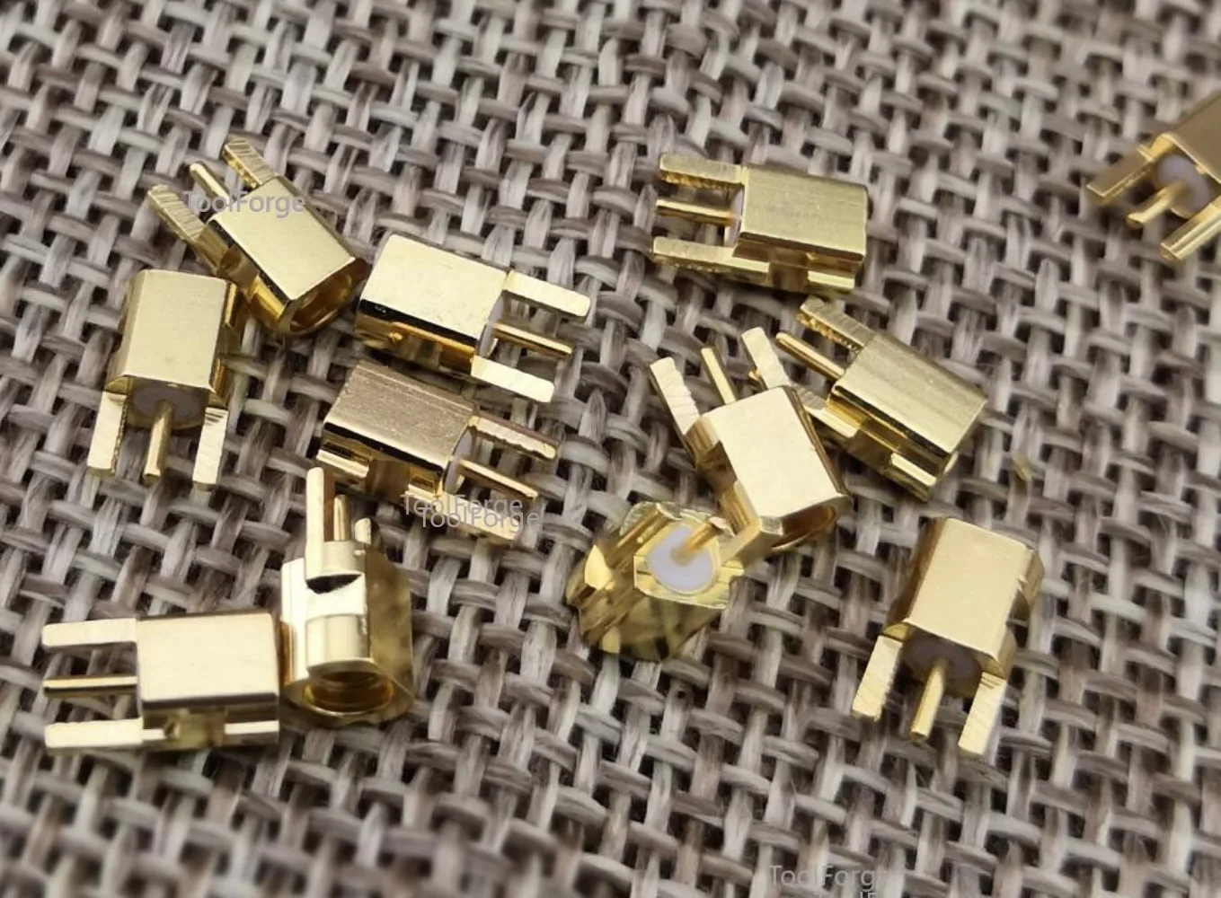 10pcs MMCX Connector Female Male Socket For Shure SE535 SE215 SE425 SE846 UE900 headphone DIY Gold Plated Pins