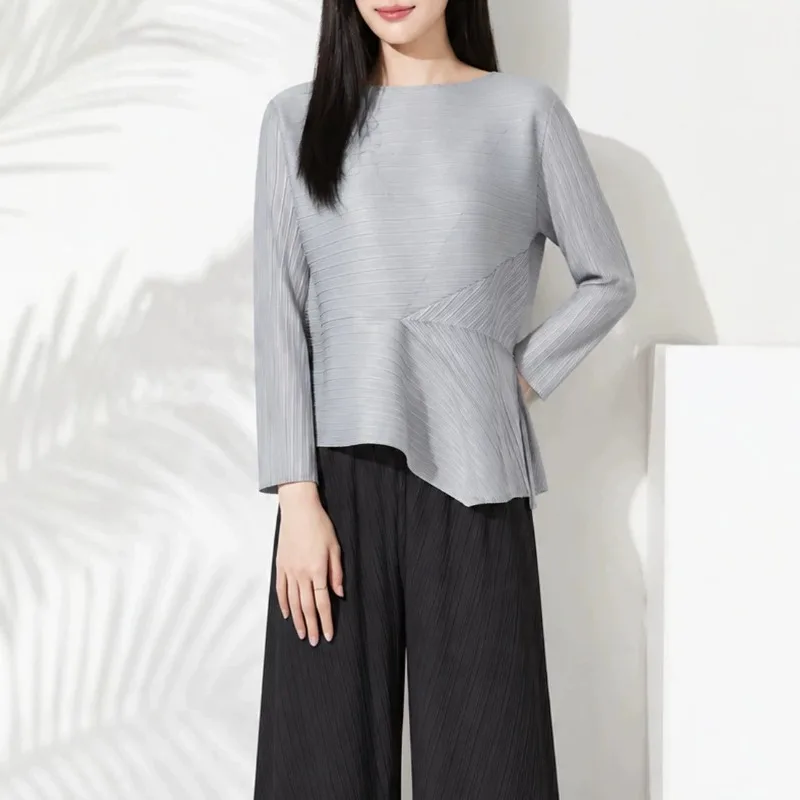 Pleated T-Shirt for Women 2026 Autumn New Loose Slimming Bouncy Fold Top Plus Size Fashion Ruched Irregular Long Sleeve T-Shirt