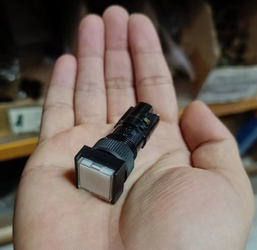 

10 шт./лот 71.186.4421 G2.164.1737 Кнопка CPC для машины SM102 MO