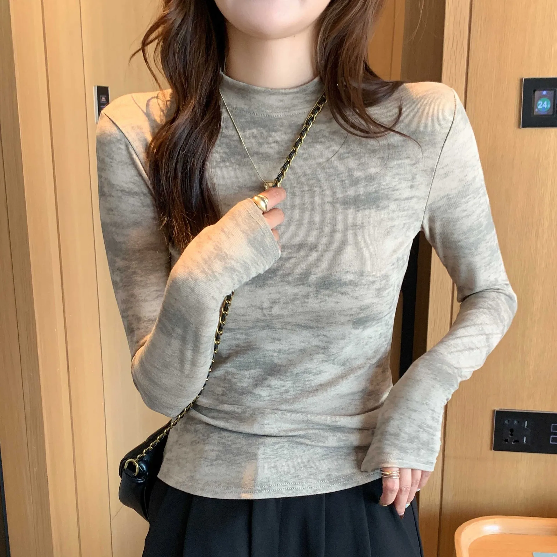 

Camouflage Base Shirt Women's Inner Wear Autumn and Winter New Foreign Slim Body Wear T-shirt Long-sleeved Top