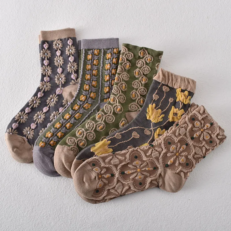 5 Pairs Creativity INS Woman's Socks Retro Relief Design Autumn Winter Soft Cotton Printed Middle Tube Fashion Loose Socks