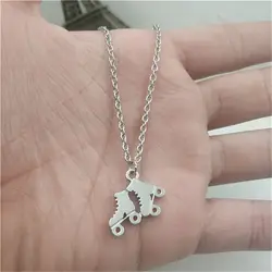 Roller Skate Simple Charm Creative Chain Necklace Women Pendants Fashion Jewelry Accessory ,Friend Gifts Necklace