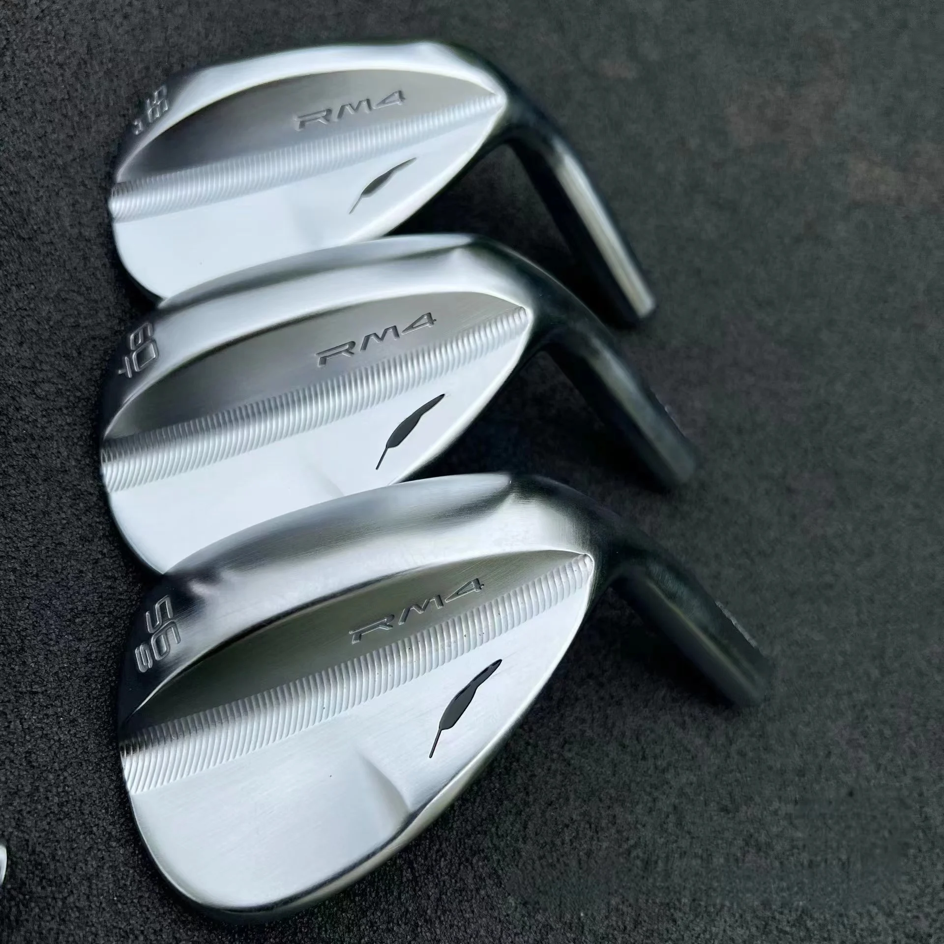 Golf Clubs Fourteen RM4 S20c settl CNC Milled Tour Golf Wedge 48/50/52/54/56/58/60 with S300 shaft golf