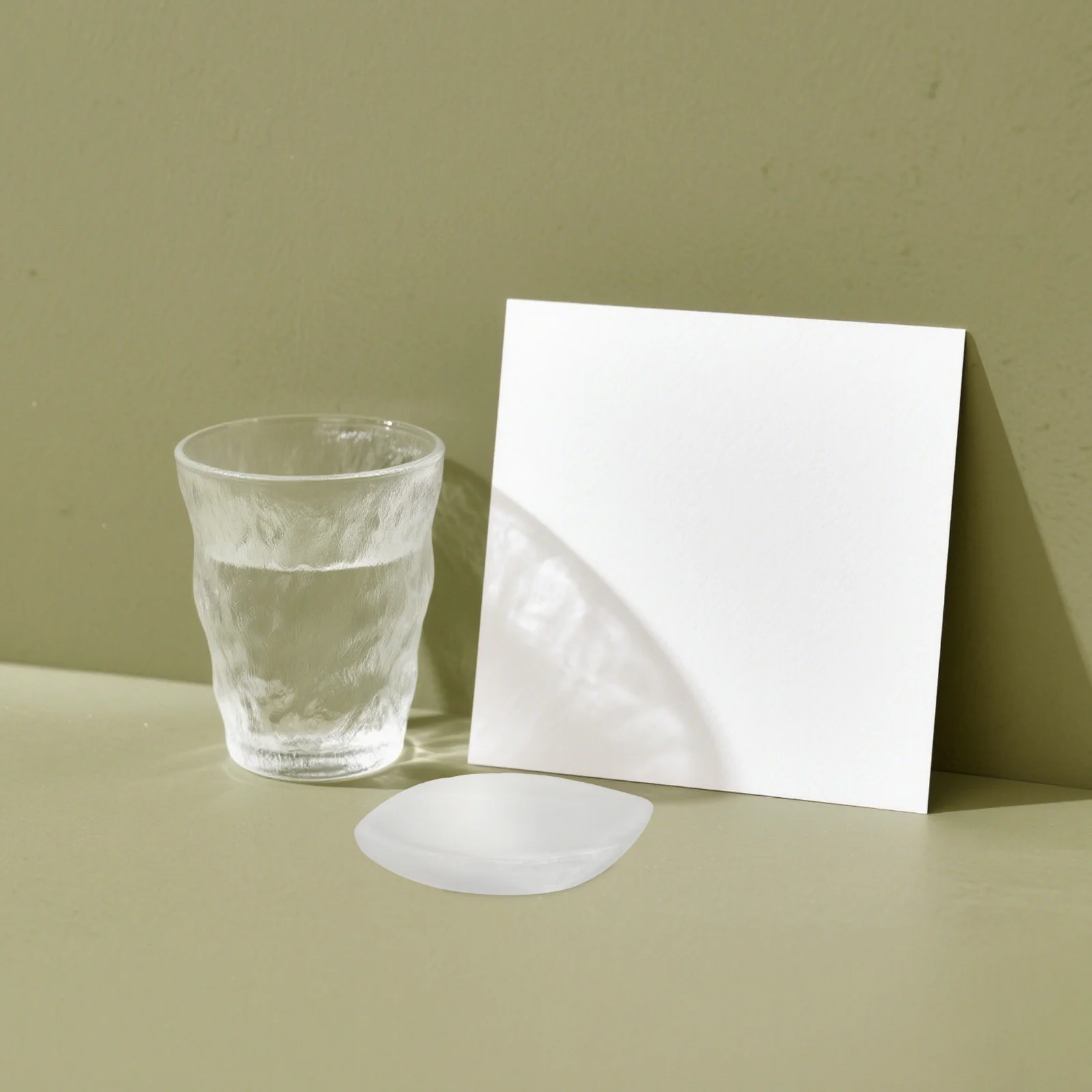 

Gypsum Leaf Shape Bowl Crystal Stone Embellished Decorative Dish Jewelry Holder for Home Decor Trinket Ring Earring Display