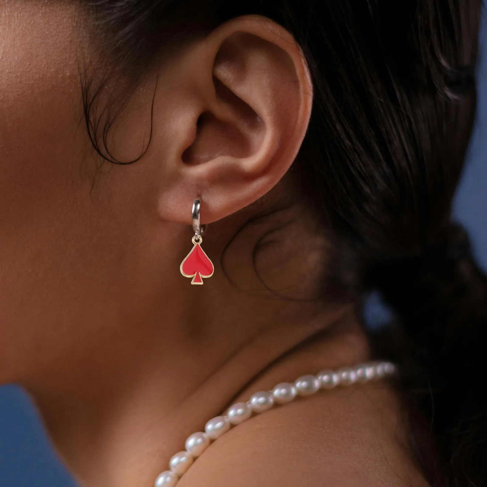 

40 шт. подвесок-талисманов из сплава в виде игральных карт для изготовления украшений своими руками: пик, ромб, с эффектом масляной капли, легкие ювелирные изделия