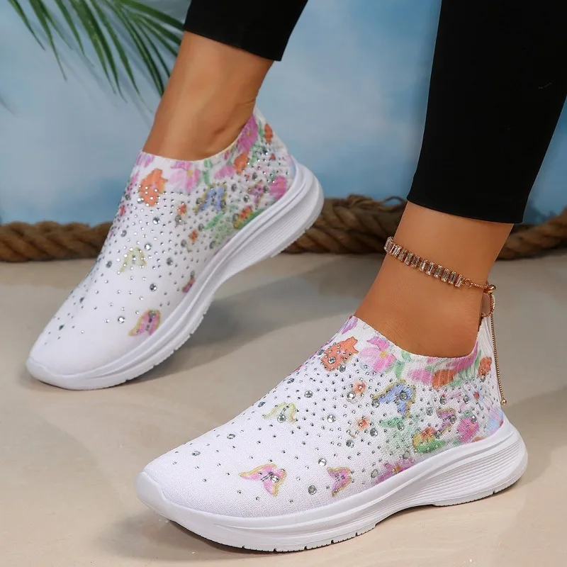 Plus Size Platform Shoes for Women 2023 Autumn New Rhinestones Low Top Women's Slip on Casual Shoes Outdoor Ladies Walking Shoes