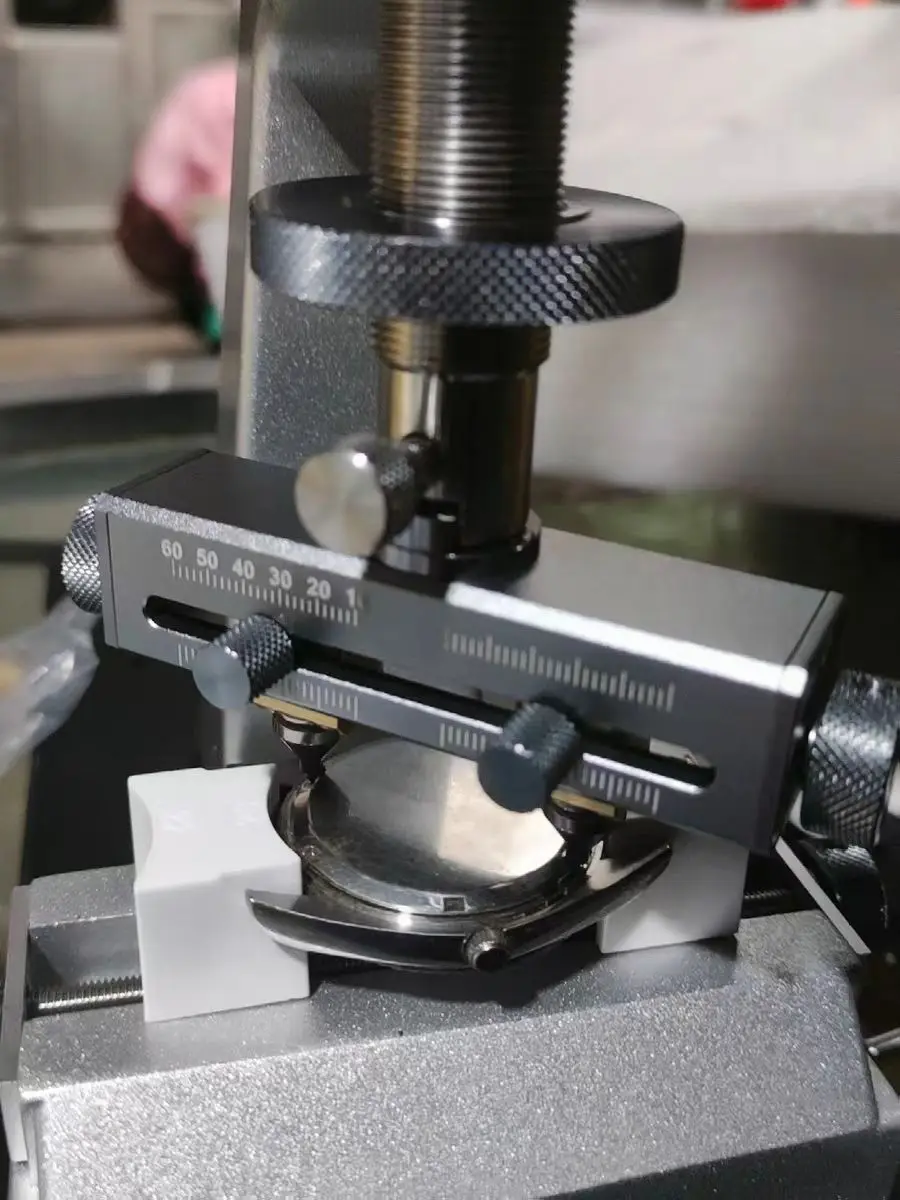 

Watch repair tools, 5700 watch, multi-function cover opener, multi-size bottom opening head, back cover screwdriver