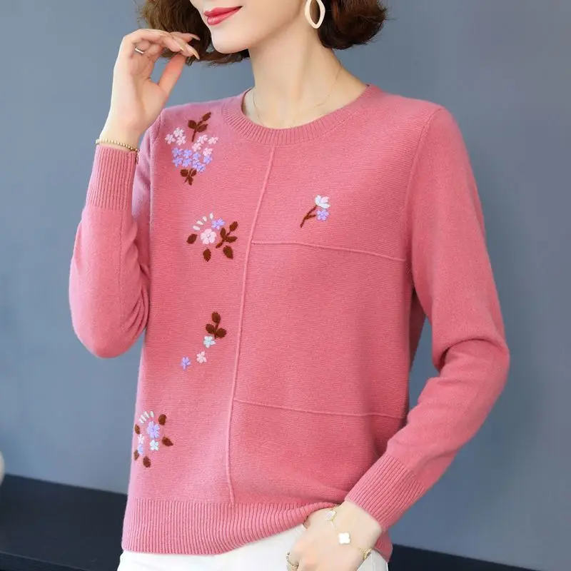 Women Autumn Winter Fashion Embroidered Loose O-neck Long Sleeve Knitwear Ladies Elegant All-match Knitting Bottoming Shirt Tops