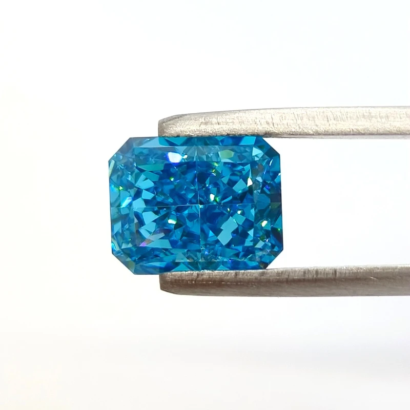 Kubischer Zirkonia, rechteckige Form, Crushed-Ice-Schliff, Aquamarin-Farbe, 4K-Schliff, 5A-Qualität, synthetischer Edelstein. – Detail 5