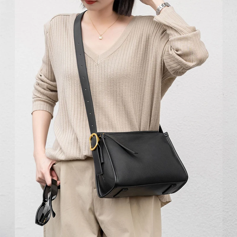 

Модная женская сумка подмышки, 2025 г., корейская сумка-хобо из натуральной кожи, сумка-подушка для отдыха, модная универсальная сумка на плечо