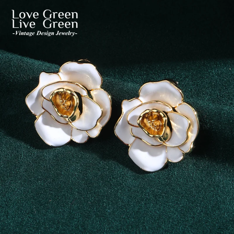 

Vintage White Camellia Stud Earring For Women Trend 2025 Gold Color Unique Luxury Designer Jewelry Wedding Party Gifts Christmas