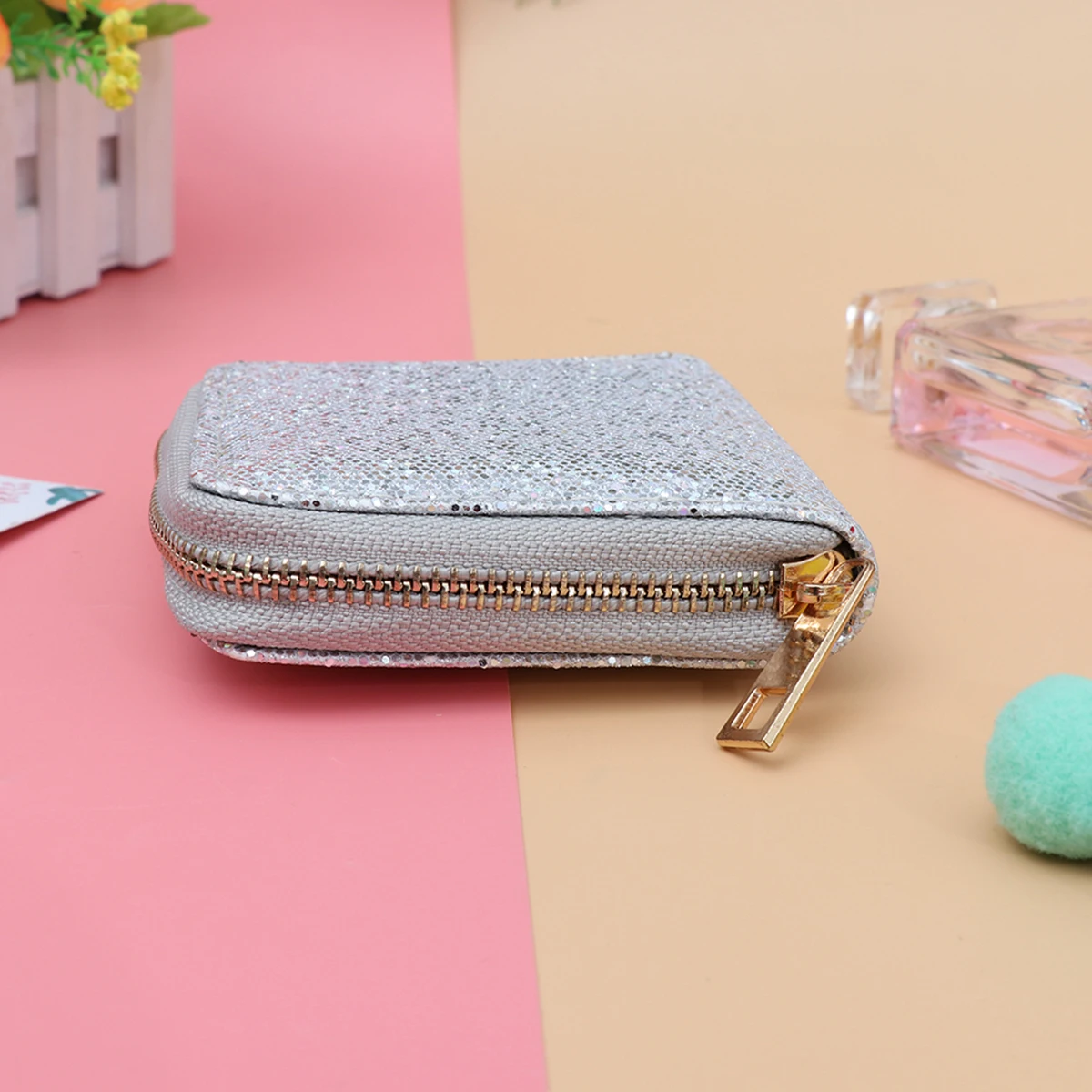 

Silver Glitter Coin Purse Zipper Closure Slim Small Wallet for Women Minimalist Stylish Lightweight Coin Purse