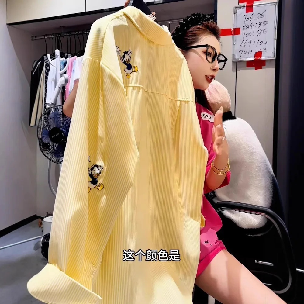 Camicia a righe con colletto Donald Duck extra large da 300 kg versione coreana per top casual estivo da donna