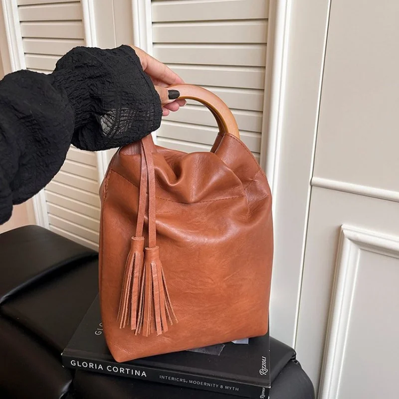 

Fashionable Denim Crossbody Bag Women Breathable Fabric Magnetic Pocket Contrast Stitch Lightweight All-Match Casual Bag​