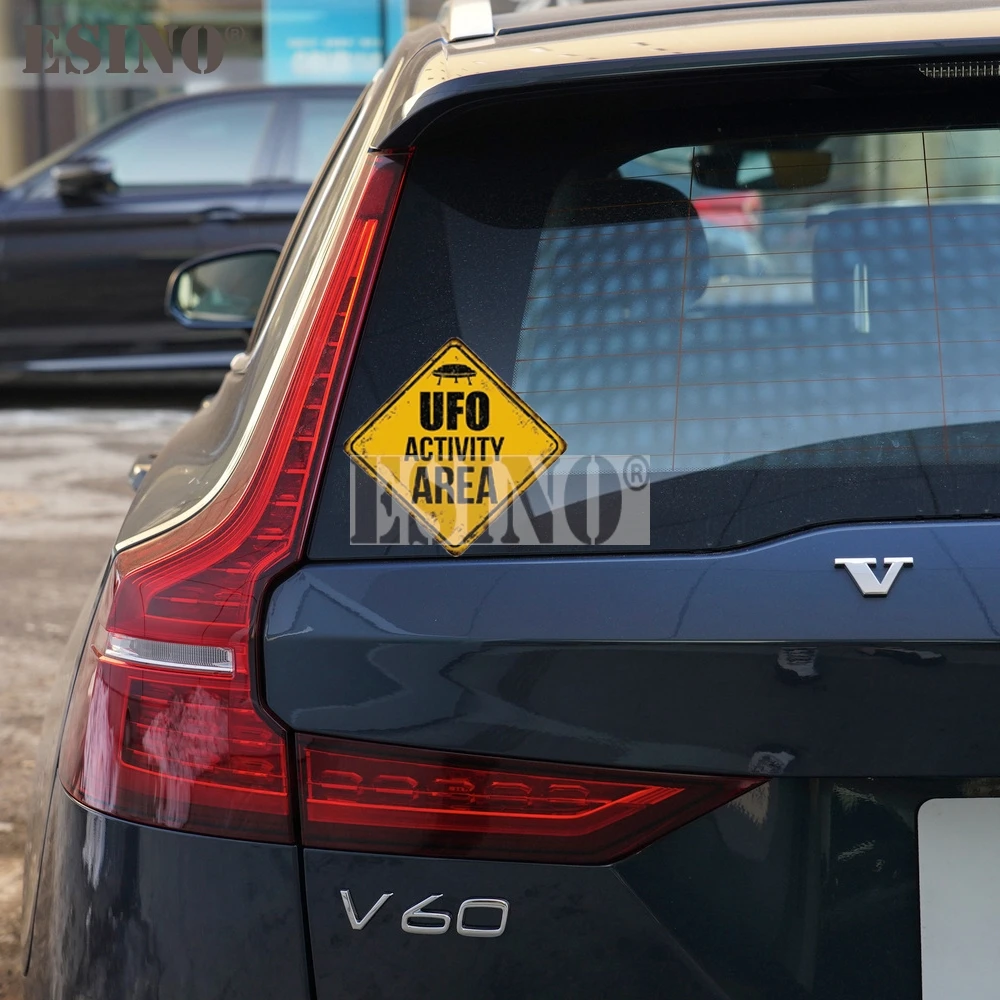 تصفيف السيارة الإبداعية مضحك منطقة تحذير 51 الغريبة UFO منطقة النشاط الكرتون البلاستيكية ملصق مقاوم للماء جسم السيارة ملصق نمط الفينيل #4