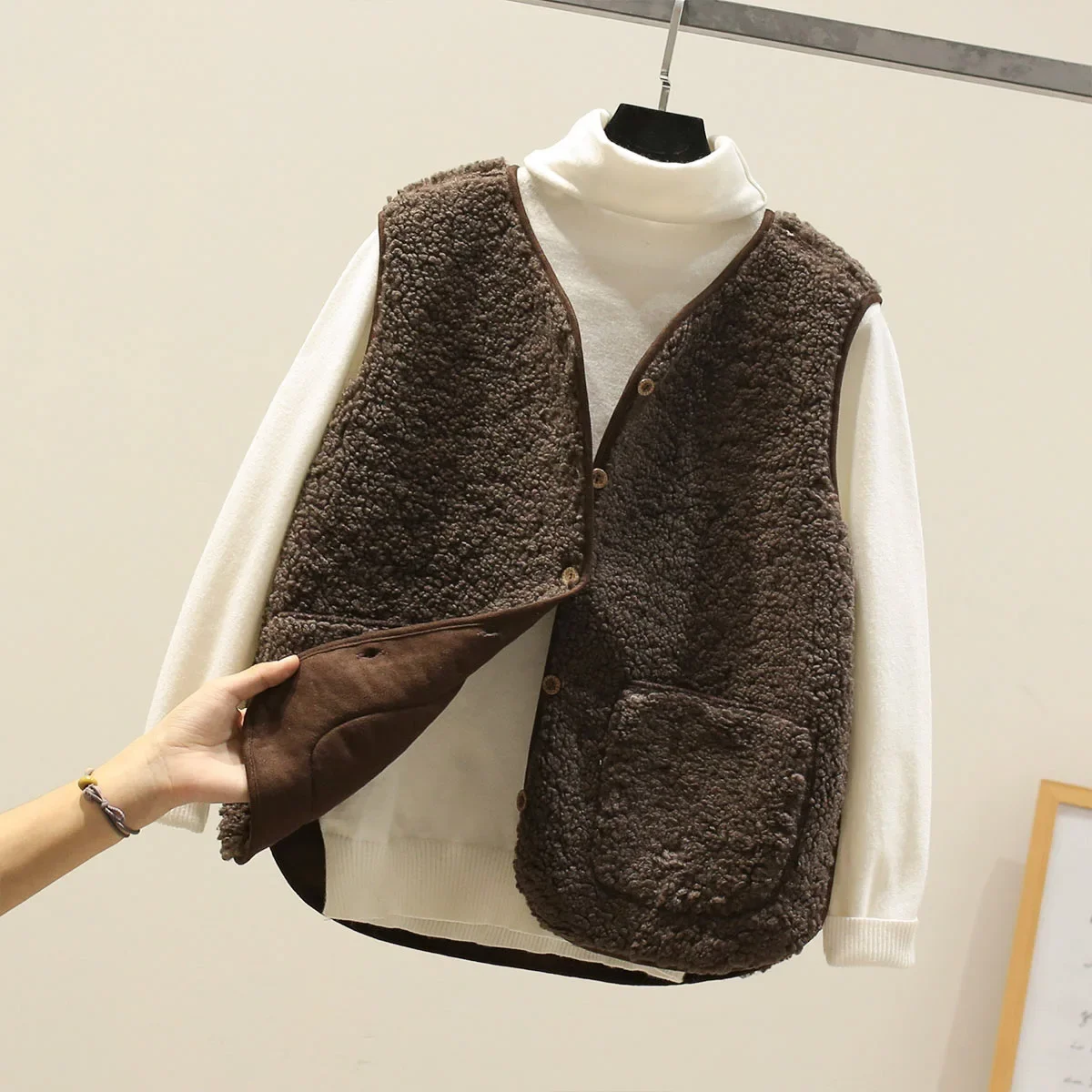Korean Style Autumn Winter New Fashion Women’s Solid Color V-neck Sleeveless Single-breasted Wool Jacket Female Vests Clothes