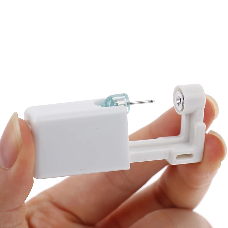 مجموعة أدوات مسدس ثقب الأذن الذاتي للاستعمال مرة واحدة مع ترصيع أقراط مقاس 4 مم