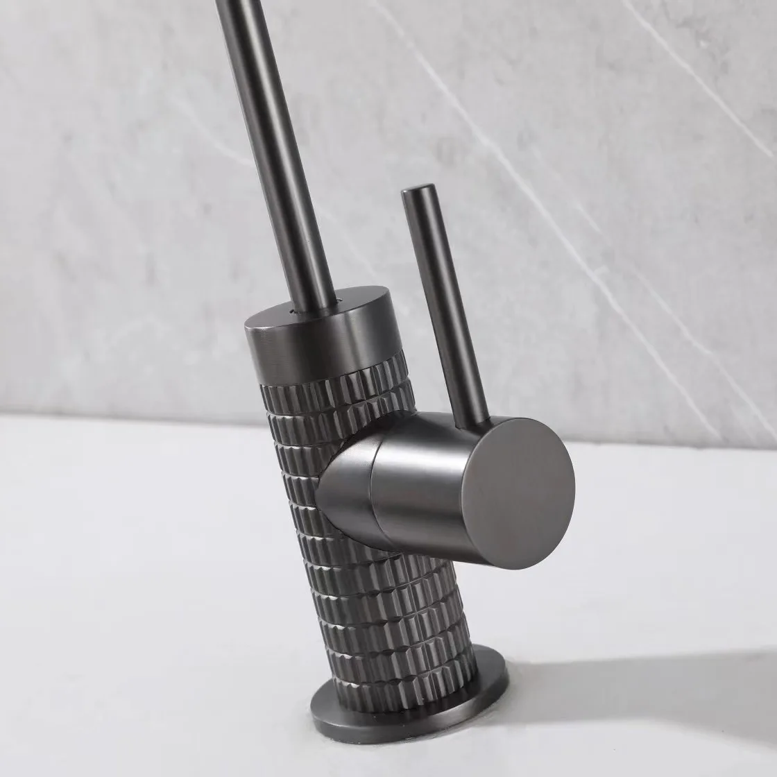 Direct Drinking Water Faucet Kitchen Sink Tap Rotation Gray Drinking Lead Free Carved Sink Tap Total Brass