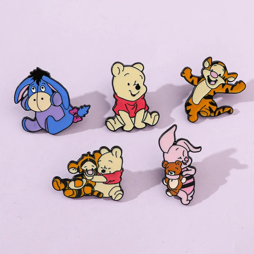 Disney Winnie Tiger Brooches Cartoon Anime Creative Metal  Adorn Cute Tigger Dripping Oil Alloy Pin Accessories Fashion Jewelry