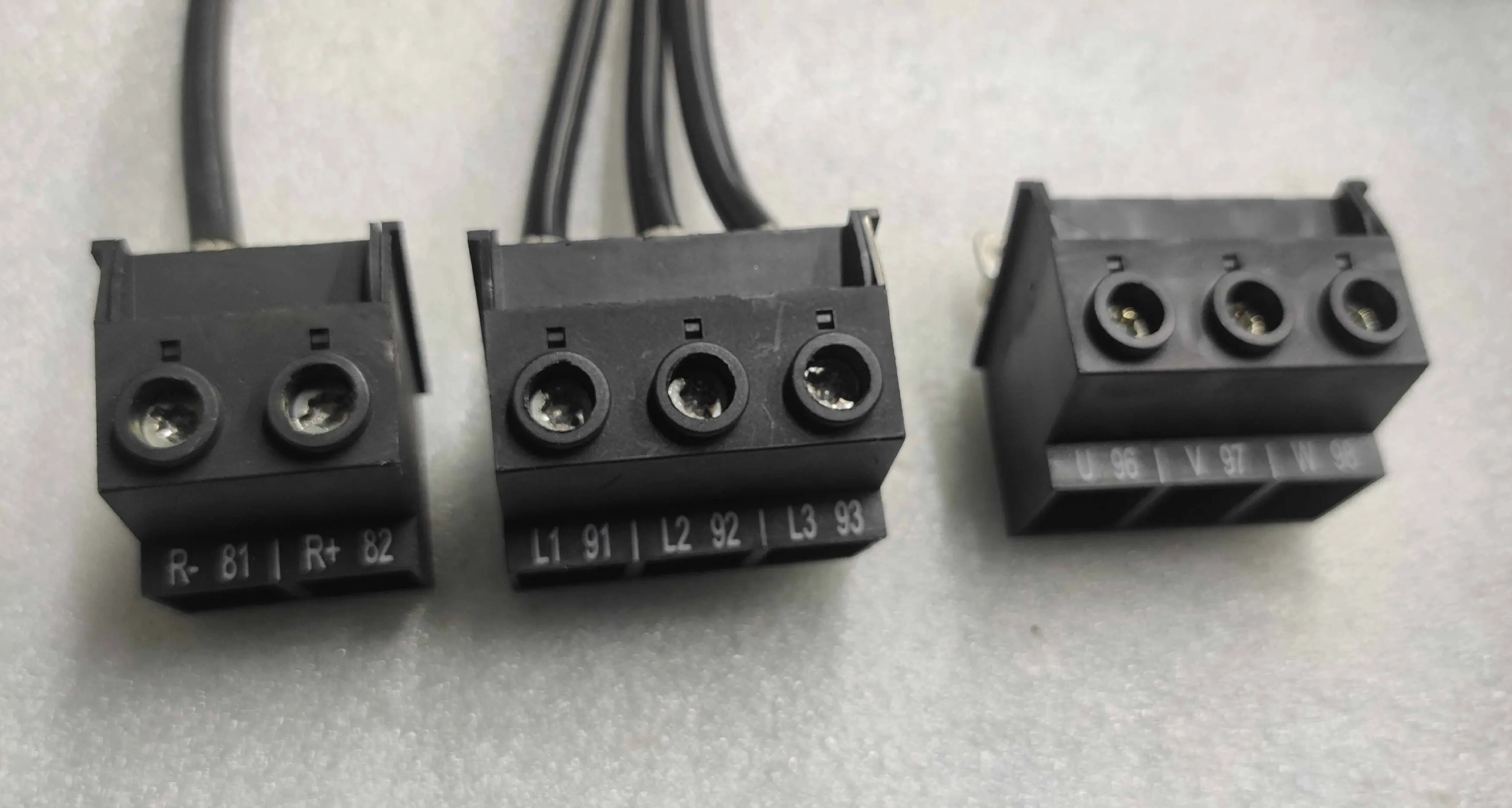 دانفوس محطة FC-300 سلسلة 18-22-30kw المدخلات والمخرجات الأسلاك البلاستيكية #4