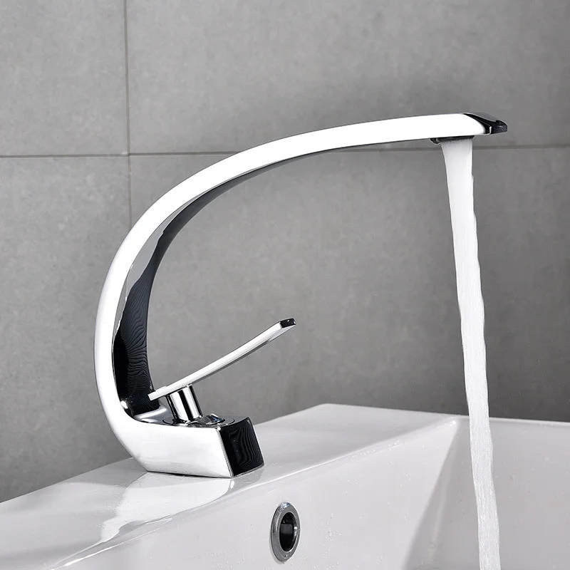 

Kitchen Bathroom Water Tap Sink Faucet European Cold and Hot Basin Faucets Wash Basin Single Hole Mixed Water Faucets