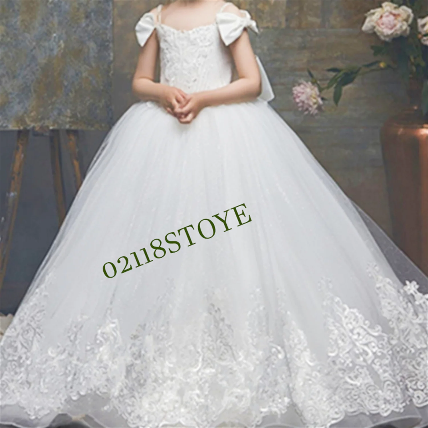 

Lovely Lace Flower Girls Princess Dresses Kids Bowknot Belt First Communion Sleeveless Dress Cute Bow Puffy Gown