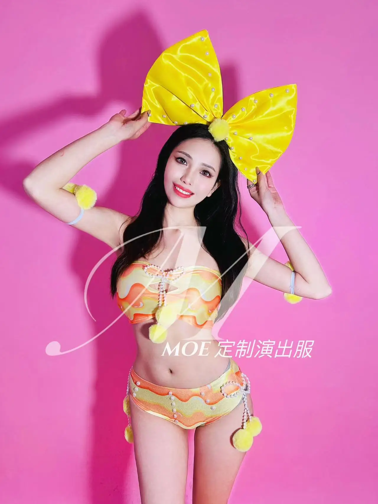 2025 vente chaude nouvelle discothèque Bar mode Performance vêtements couleur bonbon arc ensemble DSGOGO saint valentin fête ensemble yj061