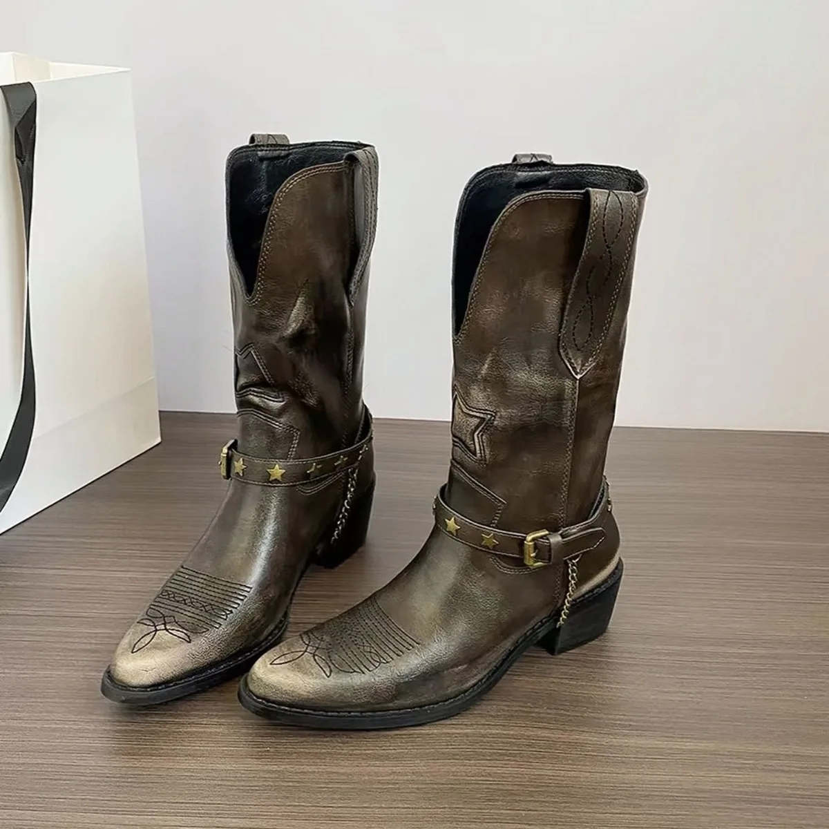 Distressed Vintage Western Cowboy Boots for Women, New Autumn/Winter Pull-On Leather Knee-High Boots, Brown Riding Boots