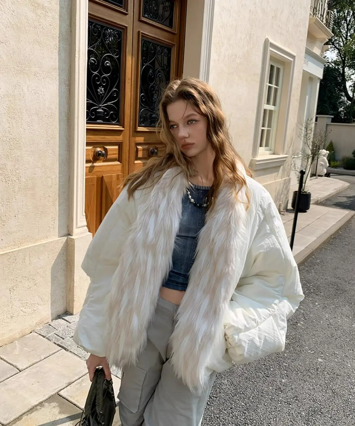 Neue Winter Frauen CHIC Beige Gespleißt Haarigen Faux Pelzmantel Frauen Lange Laterne Hülse Parka Jacke Vintage Bomber Oberbekleidung