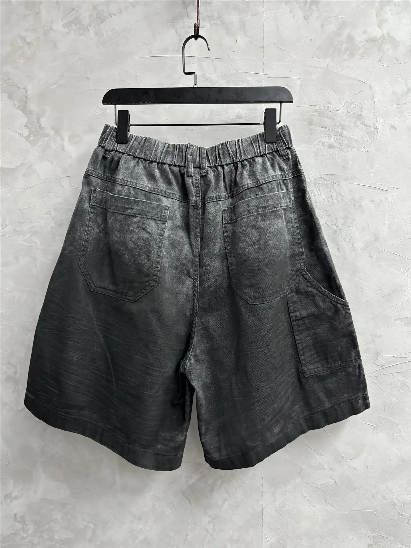 

Design Sense Waste Soil Wind Washed Distressed Workwear Shorts Retro Trendy Loose Fifth Pants Ruan Handsome Bermuda Men