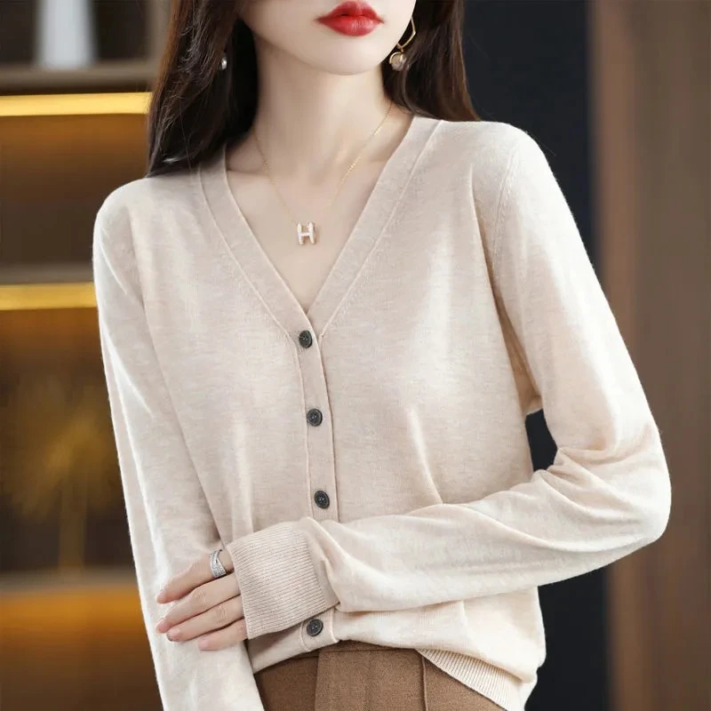 

Women Cardigans Autumn Winter 2024 Single Breasted V-neck Knitted Sweater Spring Fashion Short Knitwear Solid Cardigan Jumpers