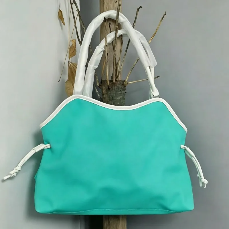 Fashion PVC Waterproof Large Capacity Jelly Candy Color Tote Bag Lightweight Shopper Pouch Shoulder Bag Commute Work Handbag
