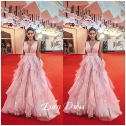 Lucy Baby Pink Multilayer Prom Dress, Princesa Vestidos de noite, Vestidos de festa Tule Sweep Train, sem mangas, 2023